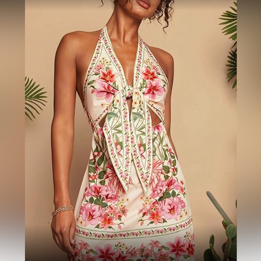 Floral Halter Dress - Picture 4 of 5